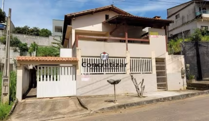 Imponente residência de luxo com 6 quartos e 4 suítes no bairro Setiba, Guarapari-ES: uma oportunidade única!