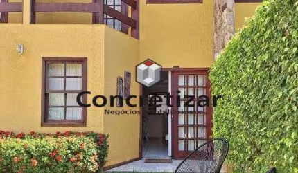 Casa à venda em Guarapari-ES, bairro Enseada Azul: 2 quartos, 1 suíte, 1 sala, 2 banheiros, 1 vaga de garagem, 90m².
