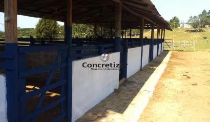 Chácara / sítio com 3 quartos à venda na Rodovia do Sol, Comunidade Urbana de Jaboticaba, Guarapari por R$ 2.500.000