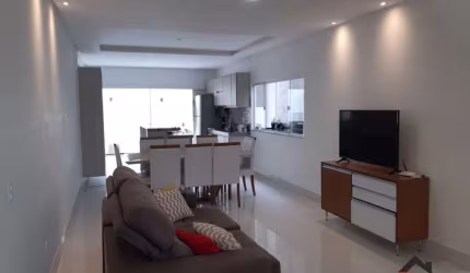 CASA DUPLEX EM BELA VISTA, GUARAPARI/ES