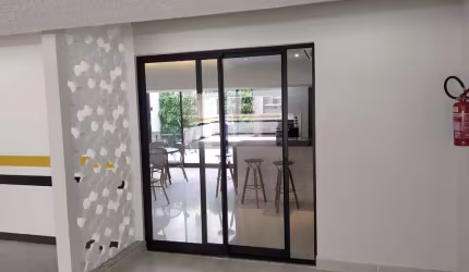 Apartamento à venda na Praia do Morro, Guarapari-ES: 2 quartos, 1 suíte, 2 banheiros, 2 vagas de garagem, 79,49 m² de área.