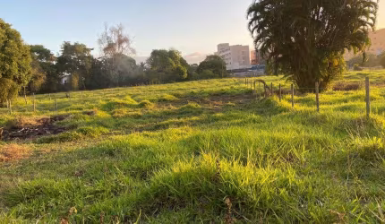 Terreno à venda com 1800 m² em Meaípe, Guarapari-ES