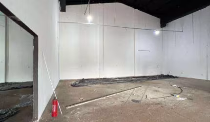 Barracão para alugar, 818 m² - Jardim Portal de Versalhes 1 - Londrina/PR