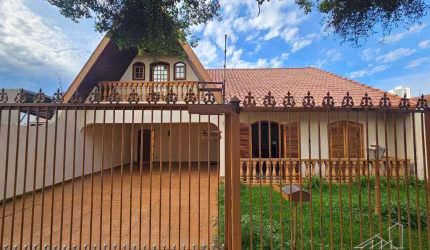 Casa com 5 dormitórios para alugar, 341 m² por R$ 7.400,00/mês - Jardim Montreal - Londrina/PR