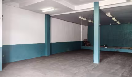 Barracão à venda, 240 m² por R$ 600.000,00 - Vila Seabra - Bauru/SP