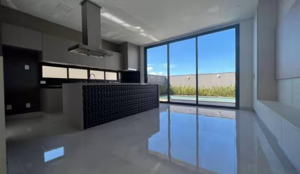 Casa à venda, 270 m² por R$ 2.450.000,00 - Tamboré Bauru - Bauru/SP