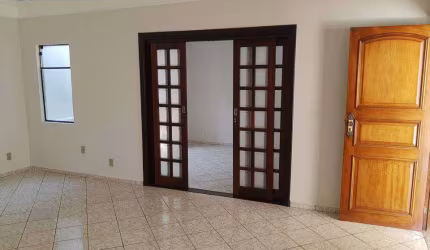 Casa à venda, 191 m² por R$ 590.000,00 - Vila Industrial - Bauru/SP