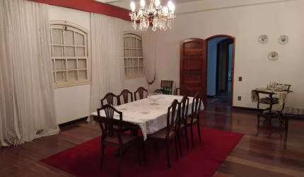 Casa com 3 dormitórios à venda, 729 m² por R$ 3.000.000,00 - Jardim Shangri-Lá - Bauru/SP