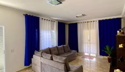 Casa à venda em Itapecerica da Serra/SP