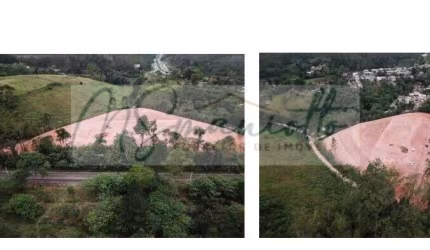 Área à venda no bairro Aldeinha - Itapecerica da Serra/SP
