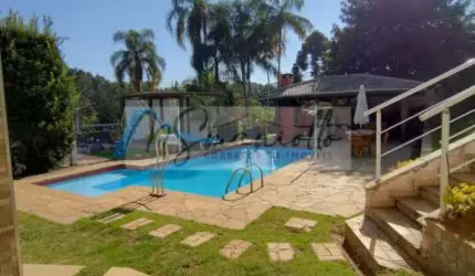 Casa à venda no bairro Chácara da Lagoa - Itapecerica da Serra/SP