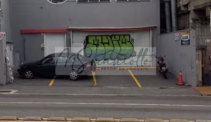 Salão comercial para alugar no bairro Centro - Itapecerica da Serra/SP