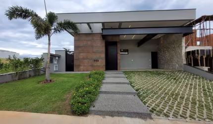 CASA A VENDA EM INDAIATUBA / SP