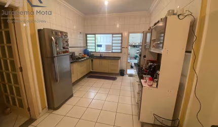 CASA A VENDA NO JARDIM REGINA