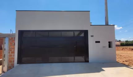 CASA A VENDA NO JARDIM BOM SUCESSO