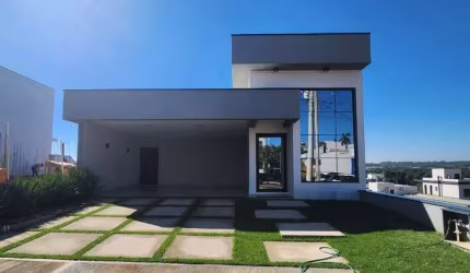 CASA A VENDA NO CONDOMÍNIO PIEMONTE