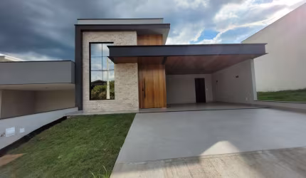 CASA A VENDA NO CONDOMÍNIO PIEMONTE