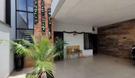 CASA A VENDA EM INDAIATUBA / SP