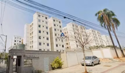 Apartamento dentro de condomínio, em Betim, bairro São João.