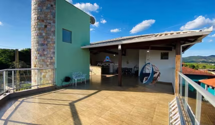 Casa para à venda no bairro Presidente - Brumadinho MG.