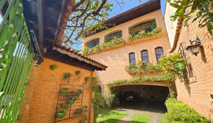 Sobrado com 4 dormitórios à venda, 761 m² por R$ 6.000.000,00 - Osvaldo Cruz - São Caetano do Sul/SP