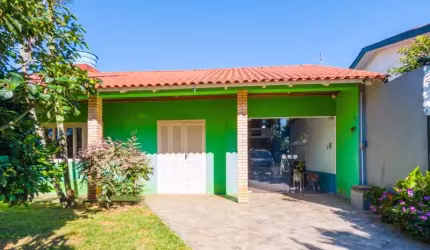 Casa com 02 dormitórios em Tramandaí