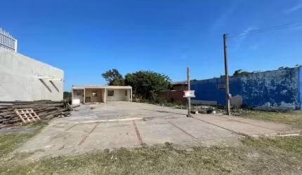 Terreno comercial no litoral