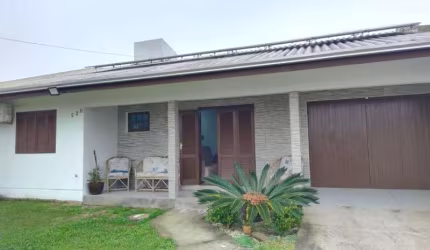 Casa a poucos metros do mar em Tramandaí