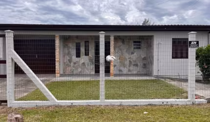 Ótima casa a venda em Tramandaí