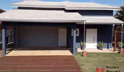 Casa com 3 suítes e 4 vagas de garagem  -  Vargem Grande Paulista