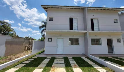Sobrado à venda  com 2 suítes e 2 vagas à venda, 70 m² por R$ 390.000 - Parque do Carmo - Vargem Grande Paulista/SP
