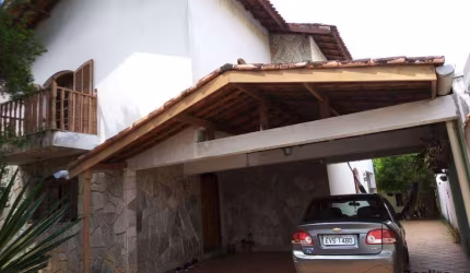 Casa com 6 dormitórios à venda, 240 m² por R$ 900.000,00 - Parque Paulistano - Cotia/SP