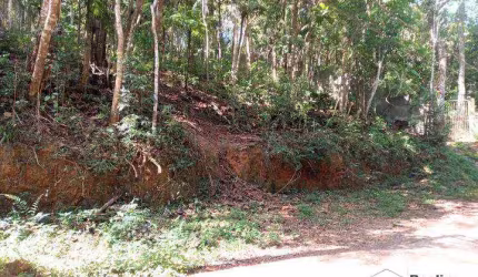 Terreno de 2.276,15 leve Declive -  Jardim Colibri