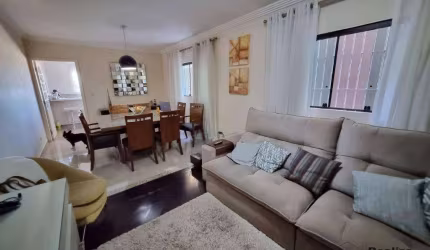 Sobrado com 4 dormitórios e 4 vagas cobertas  -  Jardim Bonfiglioli - SP