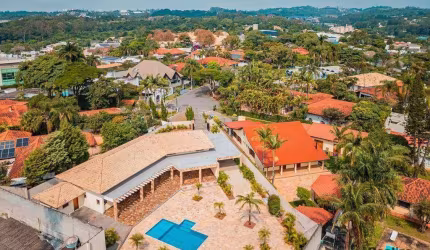 Casa à venda - 90 % térrea - 4 suítes - piscina   -  Jardim Passárgada