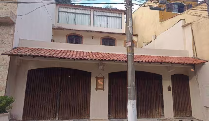 Sobrado à venda - com 4 suítes e 4 vagas -  Jardim Adelina - Osasco