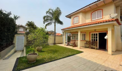 Casa à venda, 200 m² por R$ 1.600.000,00 - Granja Viana - Cotia/SP