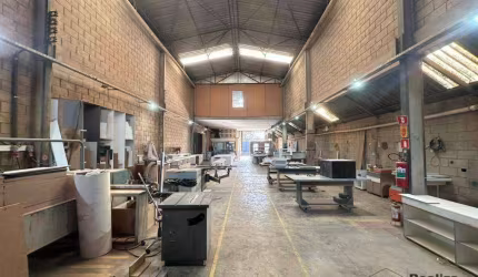 Galpão à venda, 400 m² por R$ 1.850.000,00 - Presidente Altino - Osasco/SP