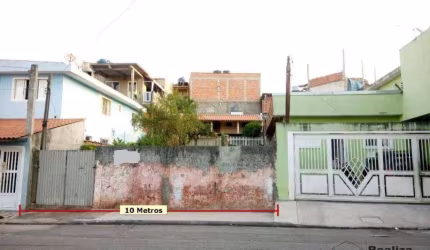 Casa avarandada nos fundos! Raridade! Terreno 267m² -  Carapicuíba