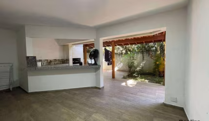 Casa com 3 dormitórios à venda, 170 m² por R$ 899.000,00 - Granja Viana - Cotia/SP