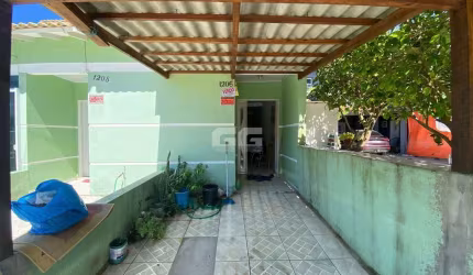 Cidreira-Sobrado para venda no bairro Salinas próximo a Plataforma de Pesca!