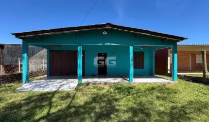 Cidreira- Casa para venda a poucos metros de Beira Mar, no bairro Costa do Sol