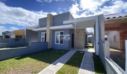 CASA DE 2 DORMITÓRIOS A 350M DO MAR NA ZONA NOVA EM TRAMANDAÍ