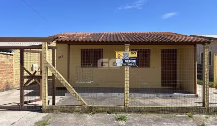 BALNEÁRIO PINHAL / CASA COM 2 DORMITÓRIOS + ANEXO A VENDA NA PRAIA