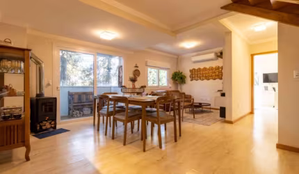 Apartamento com 3 quartos à venda na Rua Fernando Ferrari, 687, Centro, Canela por R$ 1.230.000