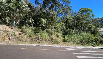 Terreno à venda na Montanhe Del Fiore, Várzea Grande, Gramado por R$ 800.000