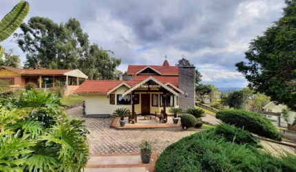 Casa com 5 quartos à venda na Antonio Benetti, 145, Mato Queimado, Gramado por R$ 4.500.000