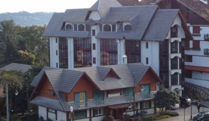 Sala comercial à venda na Borges de Medeiros, 3143, Centro, Gramado por R$ 2.495.000