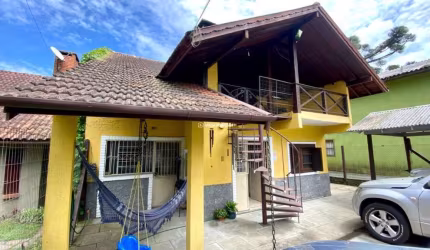 Casa com 3 quartos à venda na Avenida Das Américas, 231, Palace Hotel, Canela por R$ 1.000.000