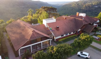 Terreno em condomínio fechado à venda na Rua Das Alfazemas, 111, Alphaville, Gramado por R$ 1.316.821